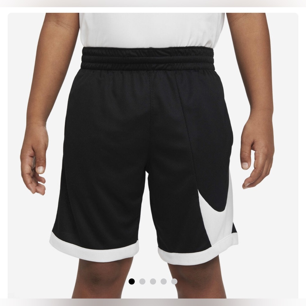 Nike Boys Dri-fit Basketball Shorts in Black and White| Size: L
